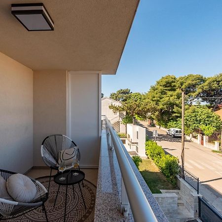 Apartments L&D Biograd Na Moru Exterior photo