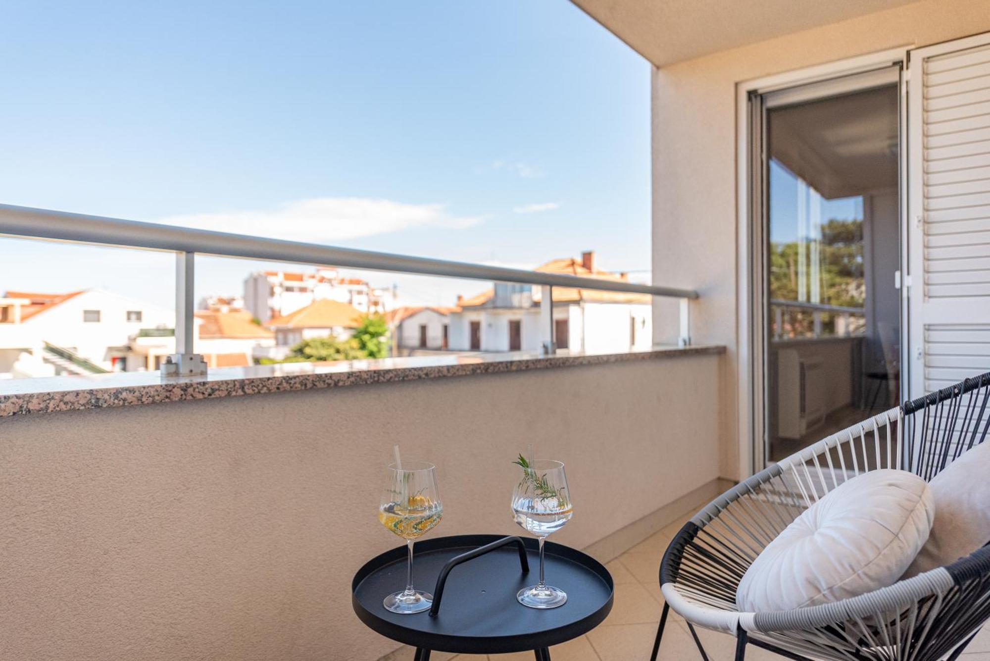 Apartments L&D Biograd Na Moru Exterior photo